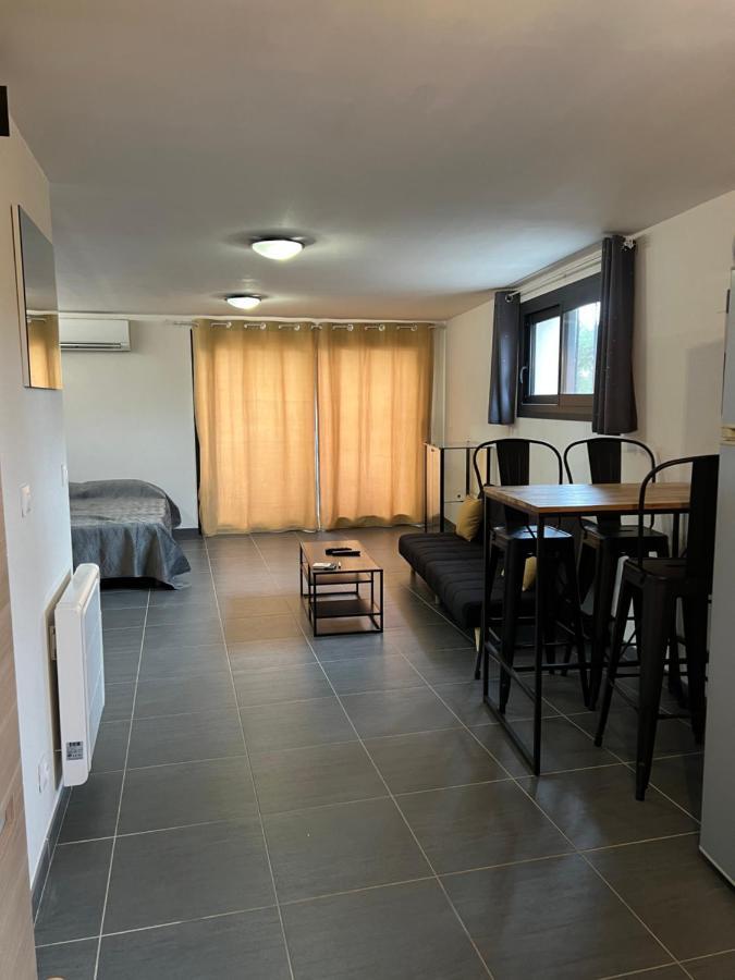 Studio Cosy Avec Grand Jardin Privatif Oasis Provencale A Taradeau Ngoại thất bức ảnh